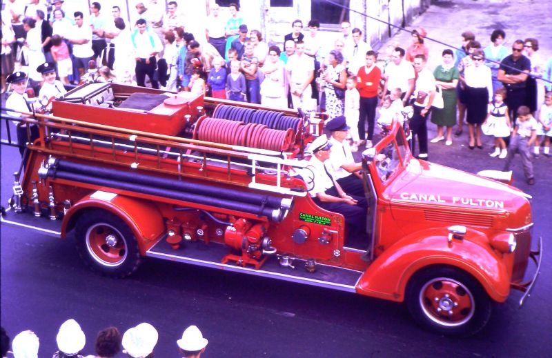 File:8.7.1964 72 - Fire Engine.jpg