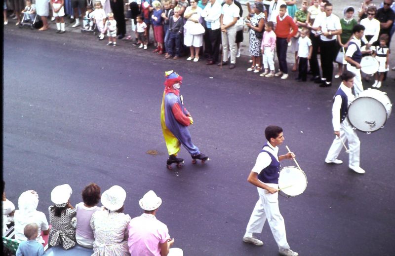 File:8.7.1964 94 - Clown.jpg